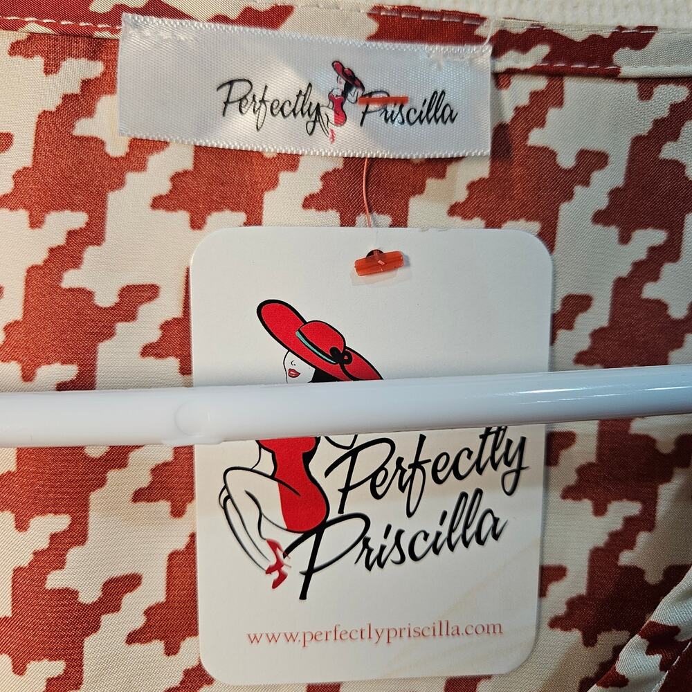 Perfectly Priscilla Cream Red Houndstooth Top Bell Sleeve Tie Bottom Small NWT - Picture 6 of 13